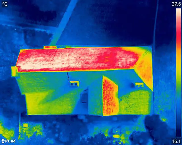 Heat loss through bad insulation