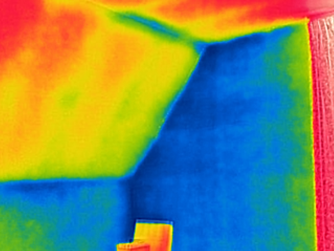 Thermal Inspection showing cold walls in buildings